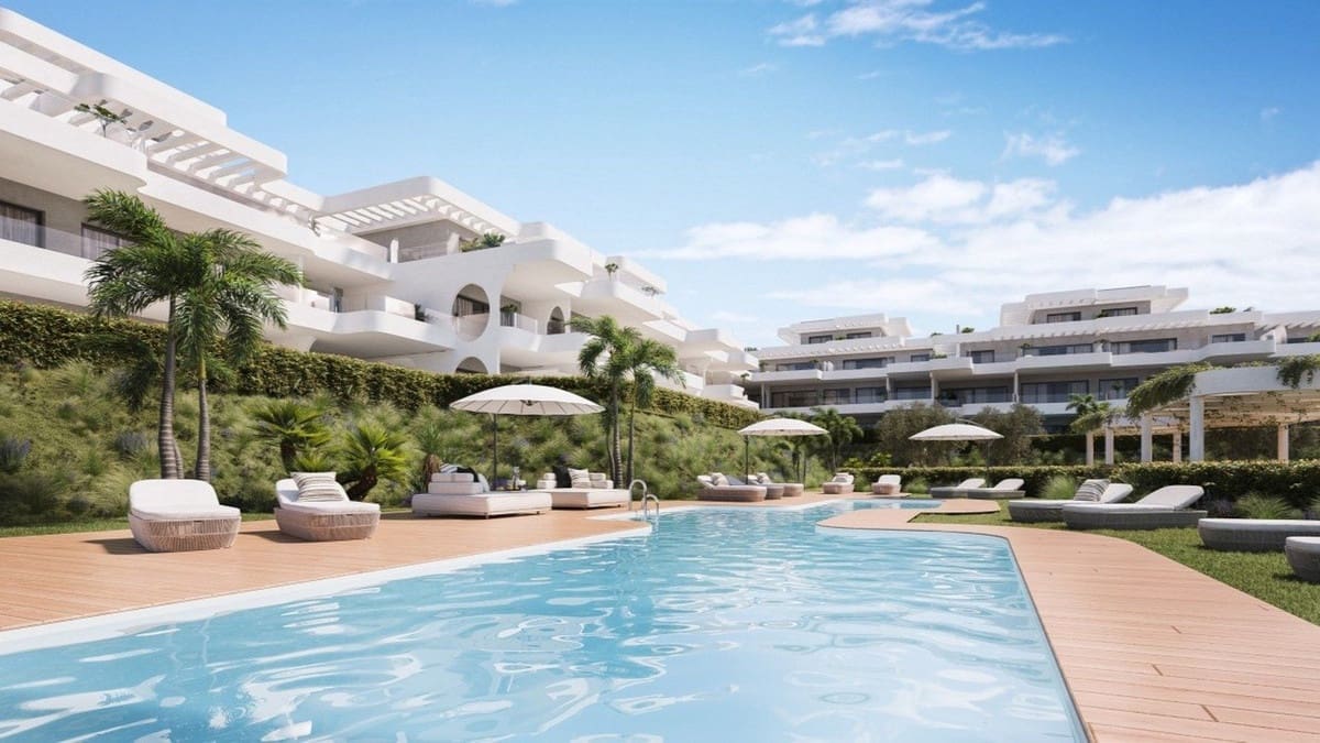 4 bedroom Apartment for sale in New Golden Mile with pool garage - € 894,000 (Ref: 9123857)