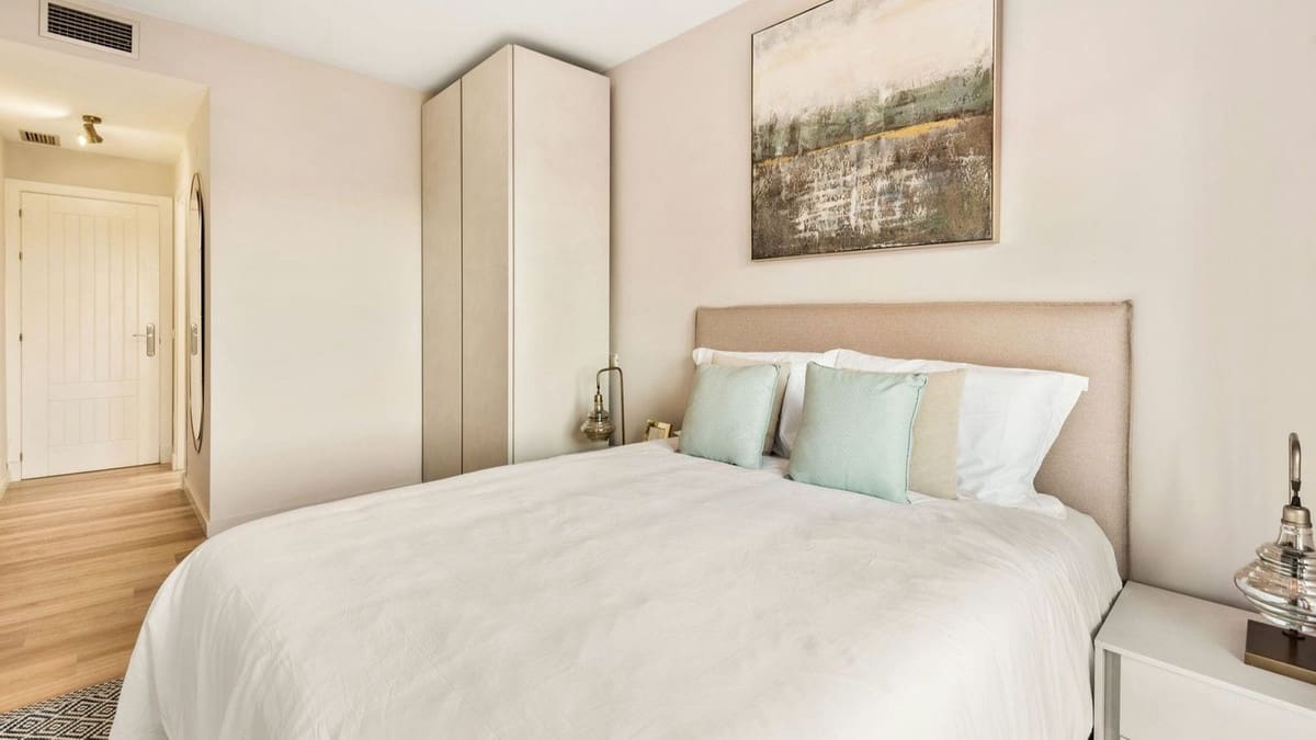 1 camera da letto Appartamento in vendita in New Golden Mile con piscina garage - 245.000 € (Rif: 9128860)