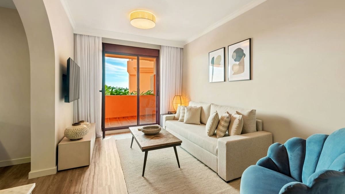 2 bedroom Apartment for sale in New Golden Mile with pool garage - € 299,000 (Ref: 9128861)