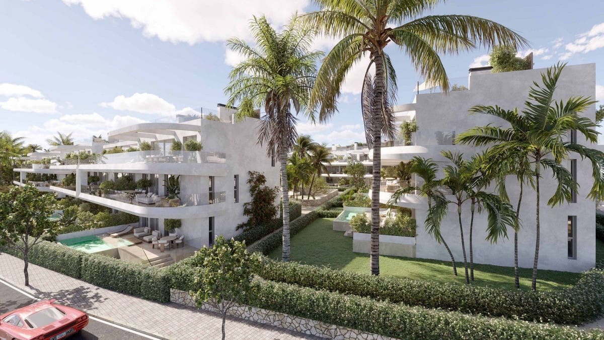 3 quarto Penthouse para venda em Estepona com piscina garagem - 779 000 € (Ref: 9164341)