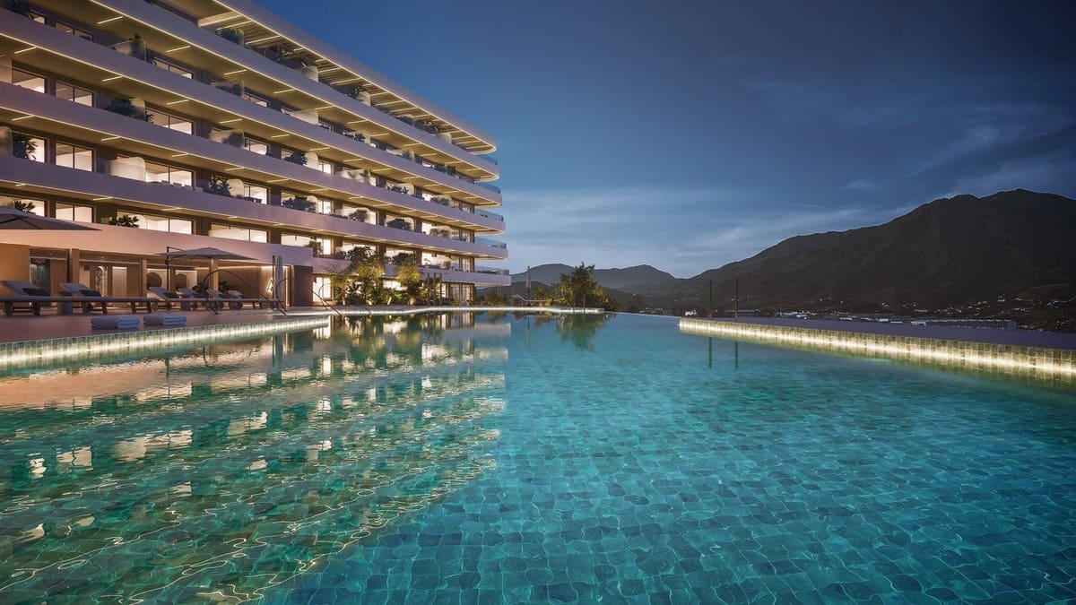 1 soverom Leilighet til salgs i Estepona med svømmebasseng garasje - € 299 000 (Ref: 9175808)