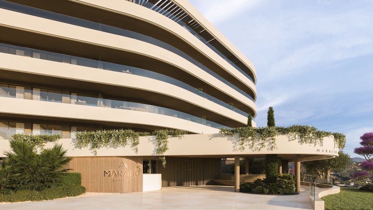 1 soveværelse Lejlighed til salg i Estepona med swimmingpool garage - € 395.000 (Ref: 9175808)