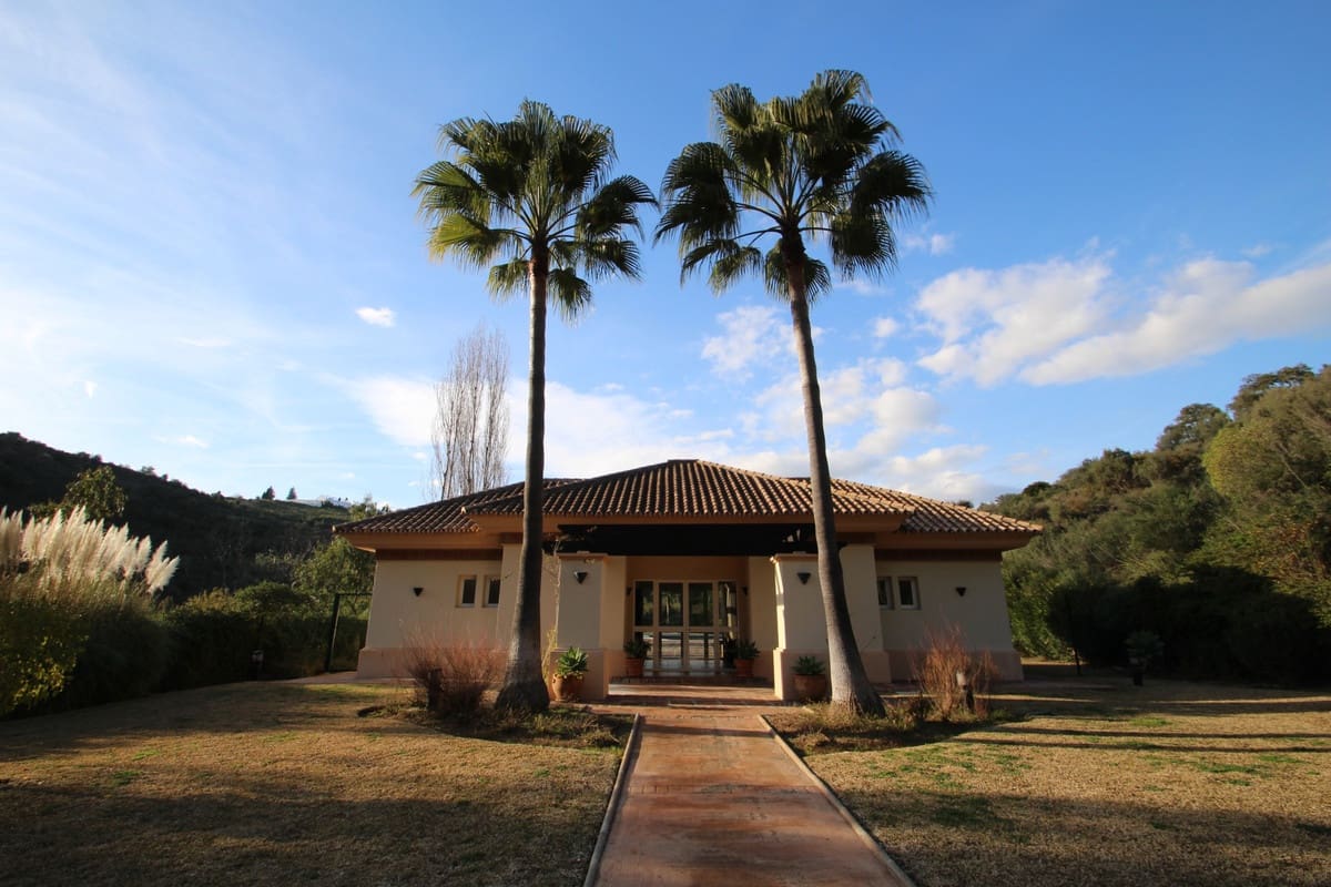 2 soveværelse Lejlighed til salg i Marbella med swimmingpool garage - € 299.000 (Ref: 9184514)