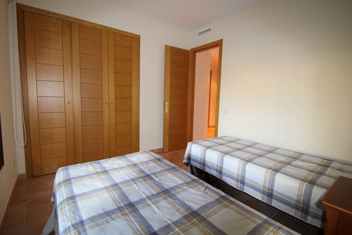 Apartamento de 2 habitaciones en Marbella en venta con piscina garaje - 299.000 € (Ref: 9184514)