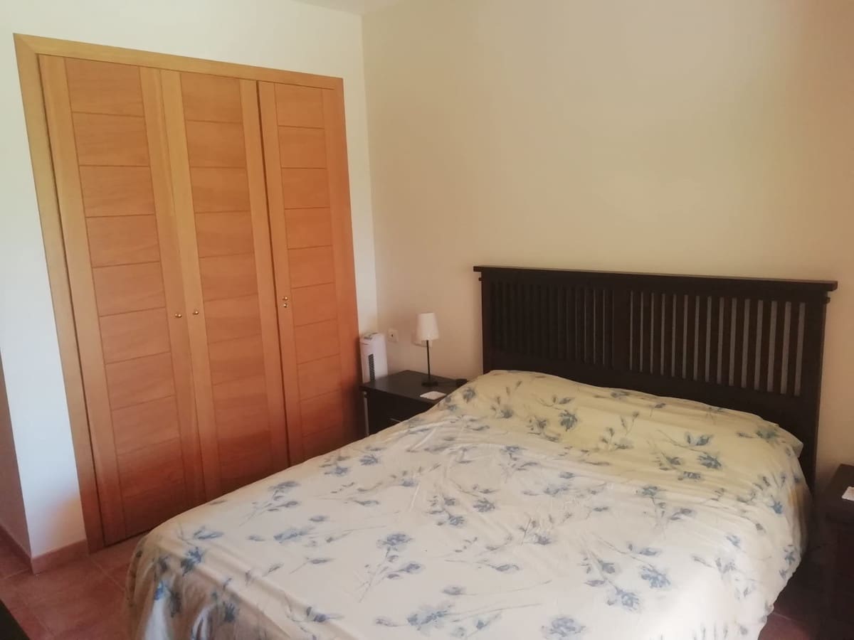 Apartamento de 2 habitaciones en Marbella en venta con piscina garaje - 299.000 € (Ref: 9184514)