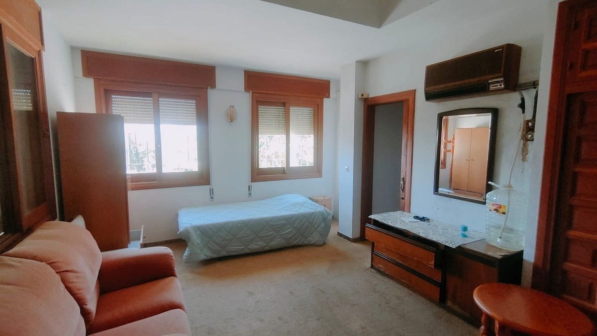 Chalet de 4 habitaciones en Marbella en venta con piscina garaje - 1.400.000 € (Ref: 9223604)