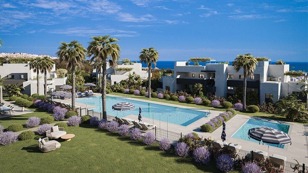 2 bedroom Penthouse for sale in Bahia de Casares with pool garage - € 569,000 (Ref: 9279614)