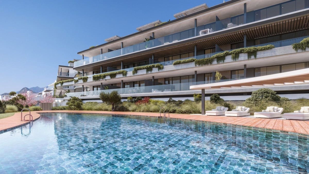 2 bedroom Penthouse for sale in New Golden Mile with pool garage - € 516,000 (Ref: 9289491)