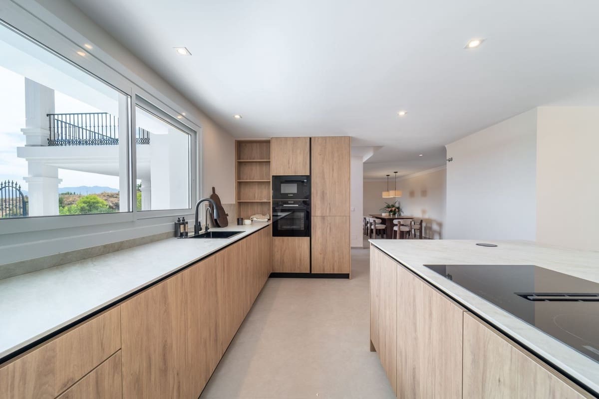 4 camera da letto Villa in vendita in Fuengirola con piscina garage - 1.285.000 € (Rif: 9297883)