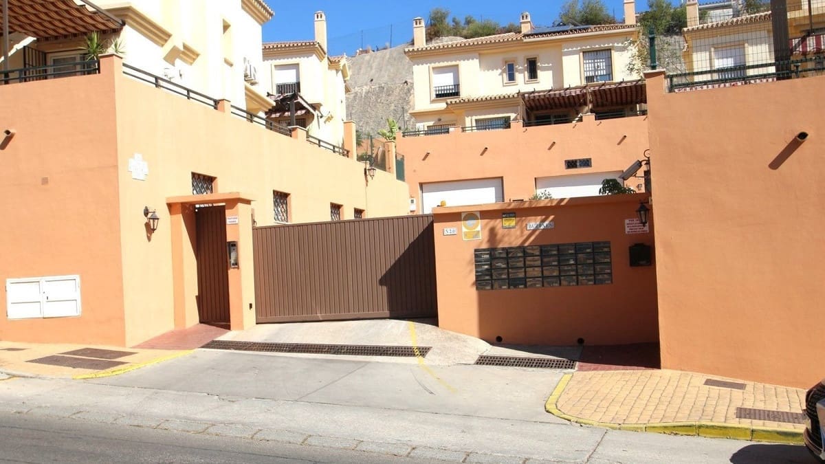 3 sypialnia Willa na sprzedaż w Fuengirola z garażem - 549 000 € (Ref: 9329766)