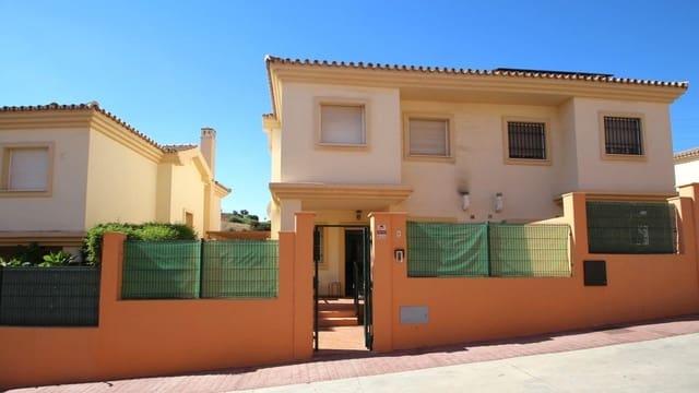 3 quarto Moradia para venda em Fuengirola com garagem - 549 000 € (Ref: 9329766)