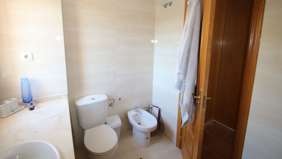 3 soverom Villa til salgs i Fuengirola med garasje - € 549 000 (Ref: 9329766)