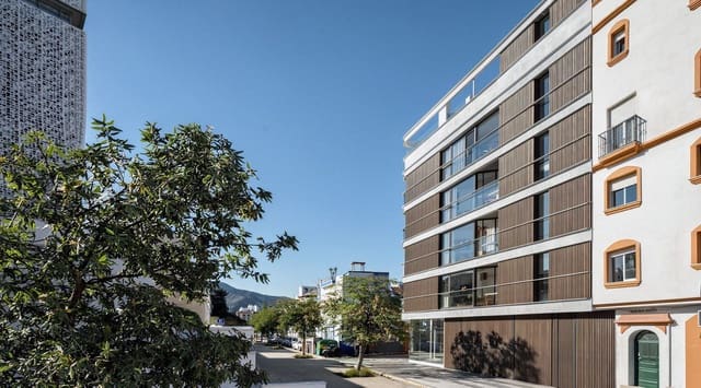 2 sovrum Takvåning till salu i Estepona med pool garage - 1 249 000 € (Ref: 9572135)