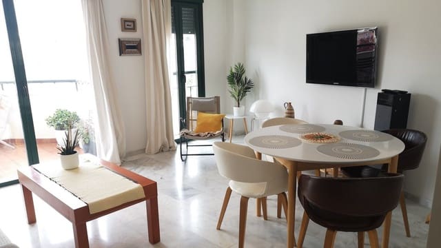 2 bedroom Apartment for sale in Fuengirola with pool garage - € 356,000 (Ref: 9614195)