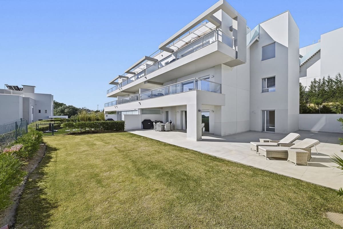 3 soveværelse Lejlighed til salg i La Cala Golf med swimmingpool garage - € 589.000 (Ref: 9753580)