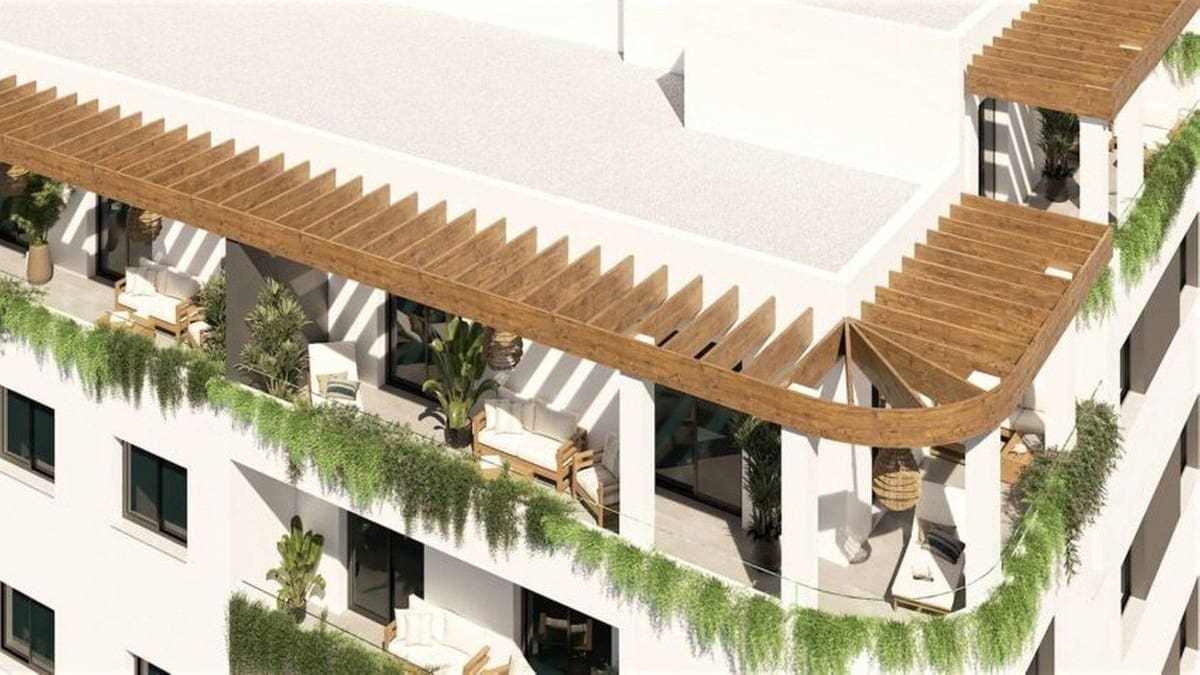 2 bedroom Apartment for sale in Mijas Costa with garage - € 280,000 (Ref: 9848219)