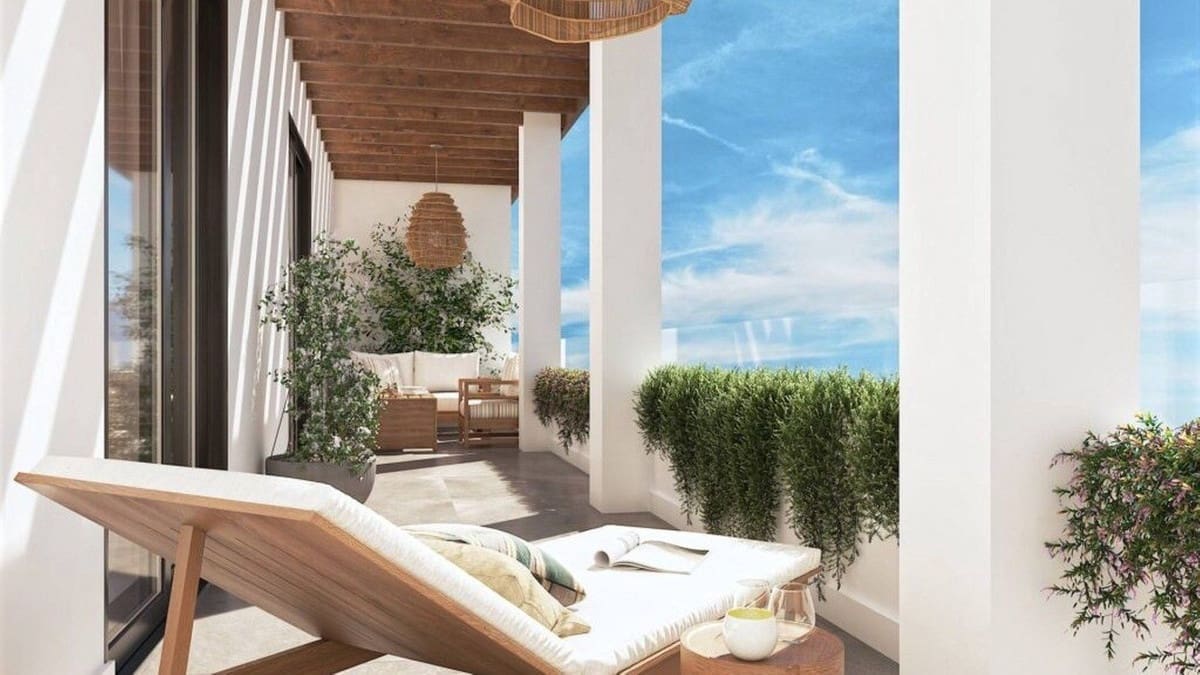 1 bedroom Apartment for sale in Mijas Costa with garage - € 198,000 (Ref: 9848220)