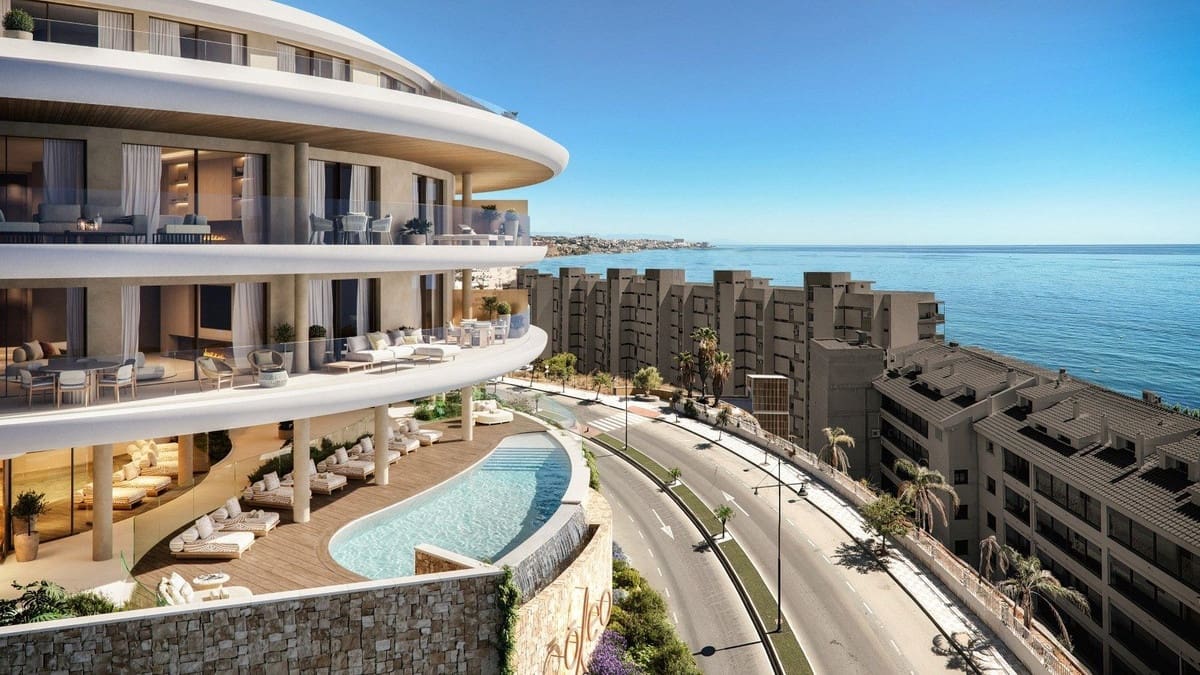 3 bedroom Apartment for sale in Fuengirola with pool garage - € 995,000 (Ref: 9854407)