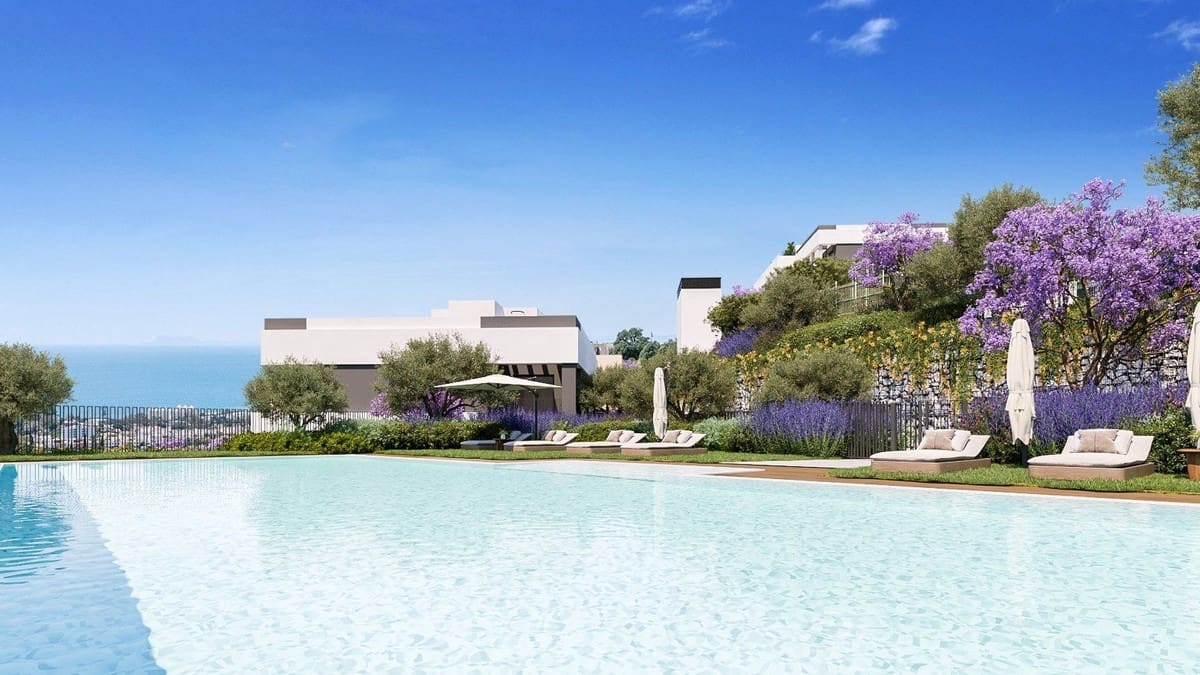 2 bedroom Apartment for sale in Marbella with pool garage - € 441,000 (Ref: 9865940)