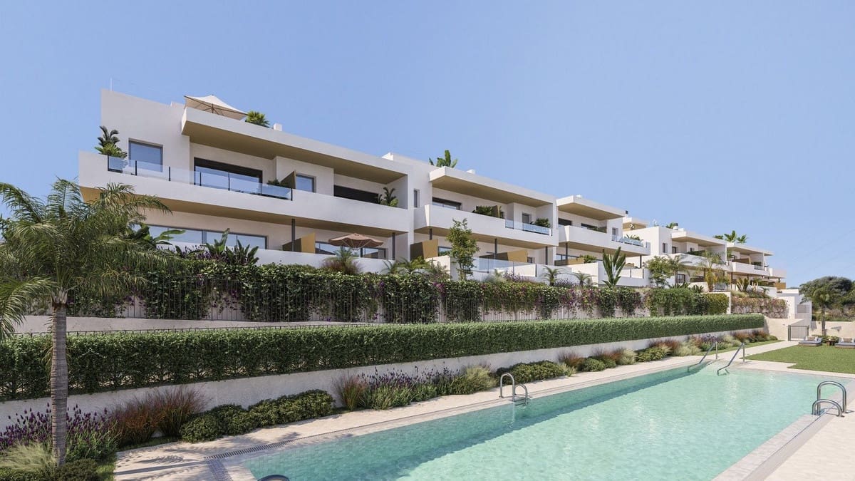 3 sovrum Hus till salu i Estepona med pool garage - 601 000 € (Ref: 9866051)
