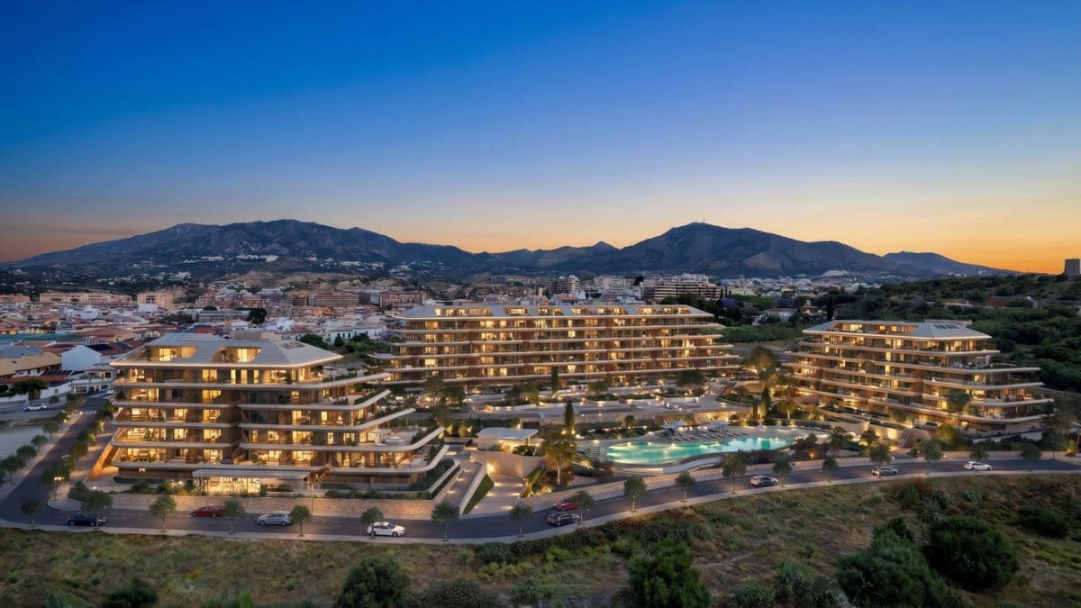 1 chambre Appartement à vendre à Fuengirola avec piscine - 375 000 € (Ref: 9879714)