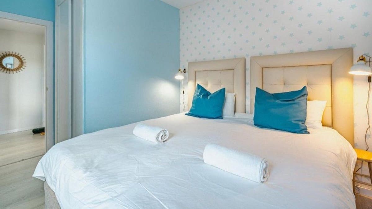 3 bedroom Penthouse for sale in Bahia de Casares with pool garage - € 320,000 (Ref: 9880217)
