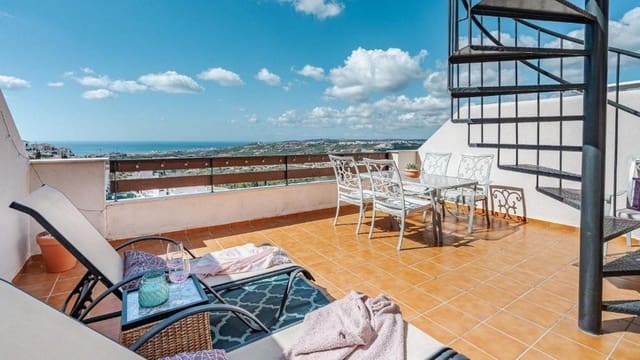 3 bedroom Penthouse for sale in Bahia de Casares, Casares with pool garage - € 320,000 (Ref: 9880217)