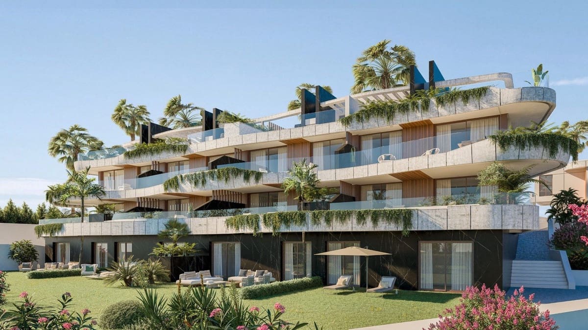 Ático de 2 habitaciones en Elviria en venta con piscina garaje - 790.000 € (Ref: 9918773)