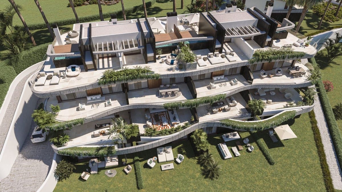 Ático de 2 habitaciones en Elviria en venta con piscina garaje - 790.000 € (Ref: 9918773)