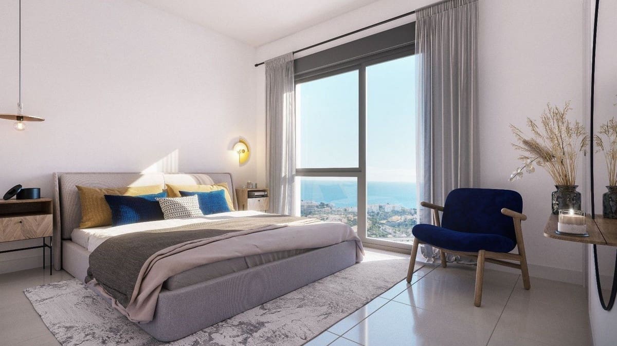 3 soveværelse Villa til salg i Mijas Costa med swimmingpool garage - € 532.000 (Ref: 9928058)