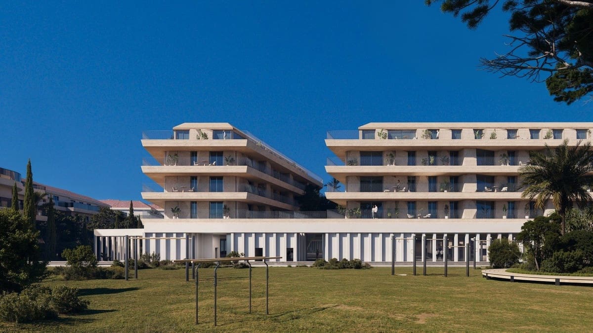2 chambre Appartement à vendre à La Duquesa / Puerto de la Duquesa avec piscine garage - 535 000 € (Ref: 9939002)