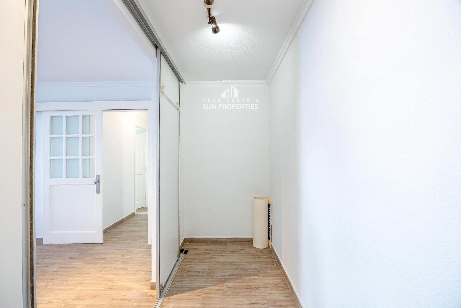 Maison de Ville de 4 chambres à louer à San Bartolome de Tirajana avec garage - 2 700 € (Ref: 10024427)