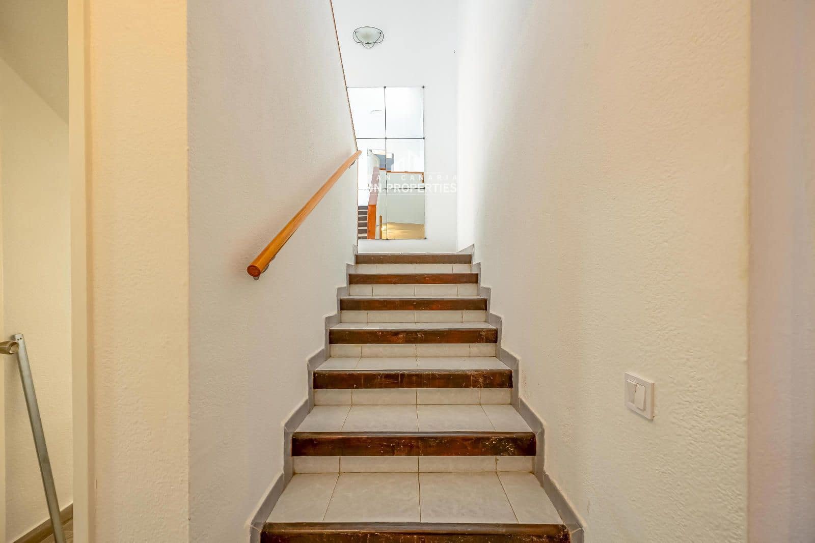 Maison de Ville de 4 chambres à louer à San Bartolome de Tirajana avec garage - 2 700 € (Ref: 10024427)