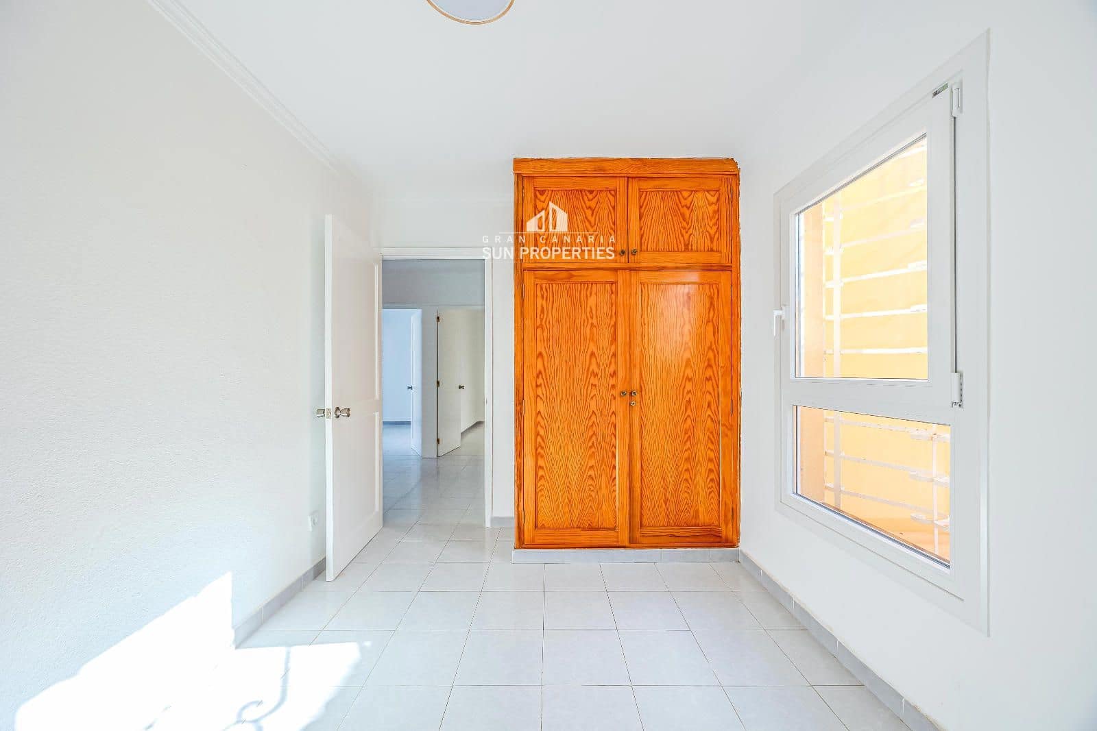 Maison de Ville de 4 chambres à louer à San Bartolome de Tirajana avec garage - 2 700 € (Ref: 10024427)