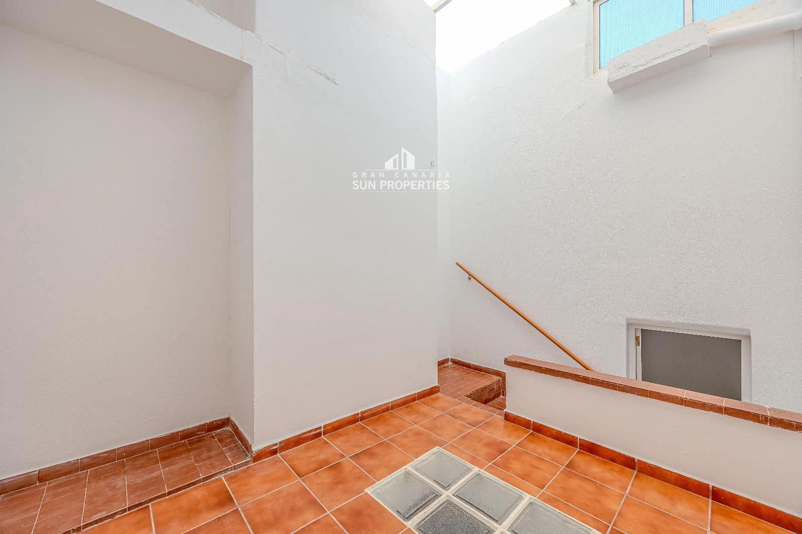 Maison de Ville de 4 chambres à louer à San Bartolome de Tirajana avec garage - 2 700 € (Ref: 10024427)