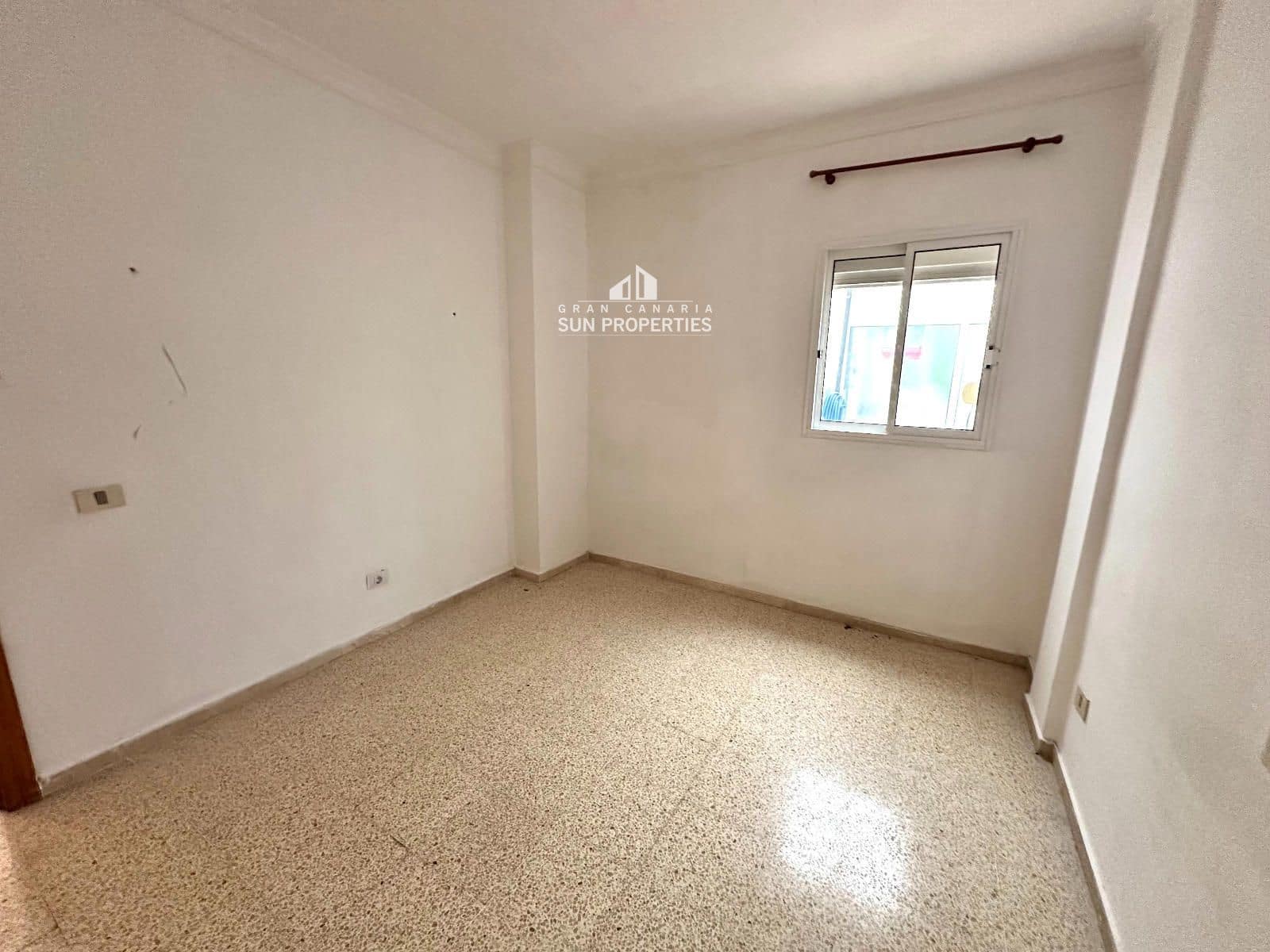 2 sovrum Lägenhet till salu i Las Palmas de Gran Canaria med garage - 190 000 € (Ref: 10080389)