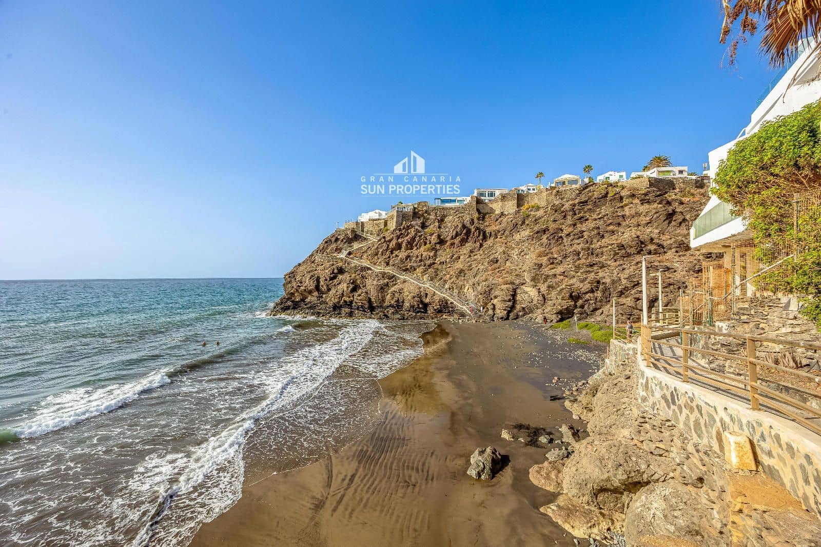 1 soverom Leilighet til leie i Playa del Aguila med svømmebasseng - € 1 350 (Ref: 4734220)