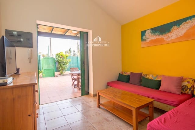 2 bedroom Bungalow for rent in Sonneland, San Bartolomé de Tirajana with pool - € 1,150 (Ref: 4835081)