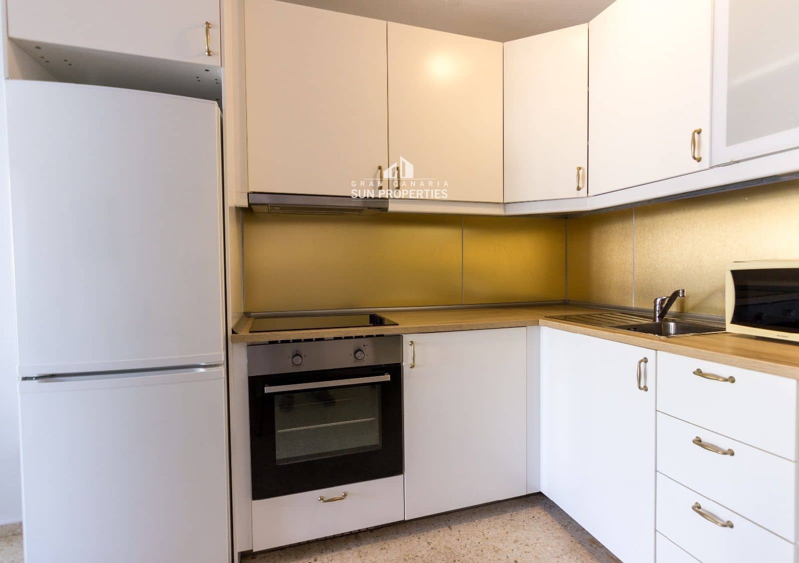 2 bedroom Flat for rent in Puerto Rico with pool - € 950 (Ref: 5362056)