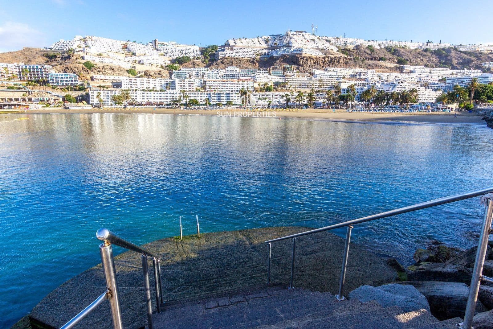 2 bedroom Flat for rent in Puerto Rico with pool - € 950 (Ref: 5362056)