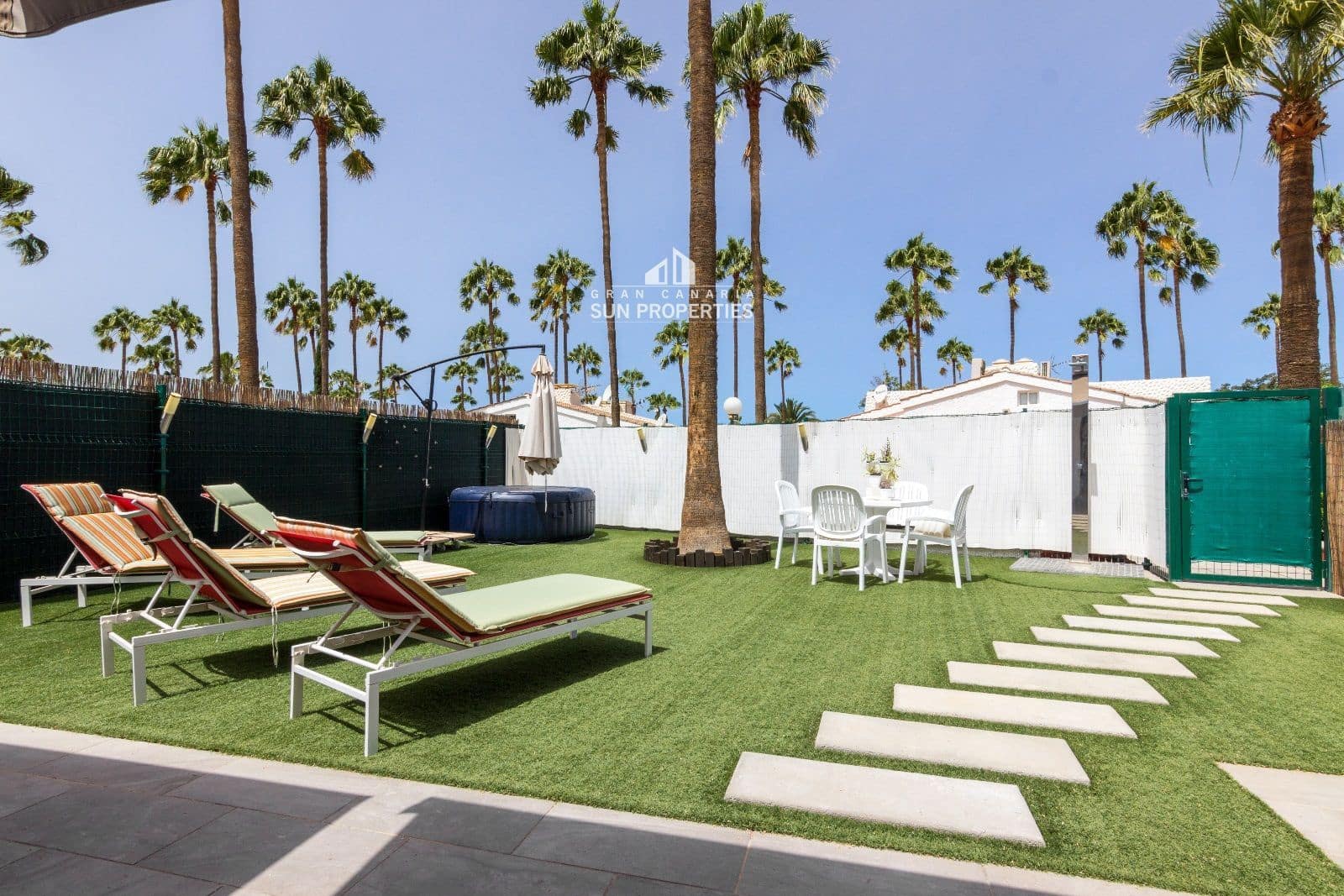 Bungalow de 2 chambres à louer à Campo Internacional avec piscine - 1 600 € (Ref: 5477890)