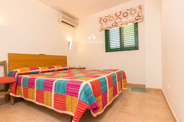 Bungalow de 2 chambres à louer à Sonneland, San Bartolomé de Tirajana avec piscine - 1 200 € (Ref: 5522435)
