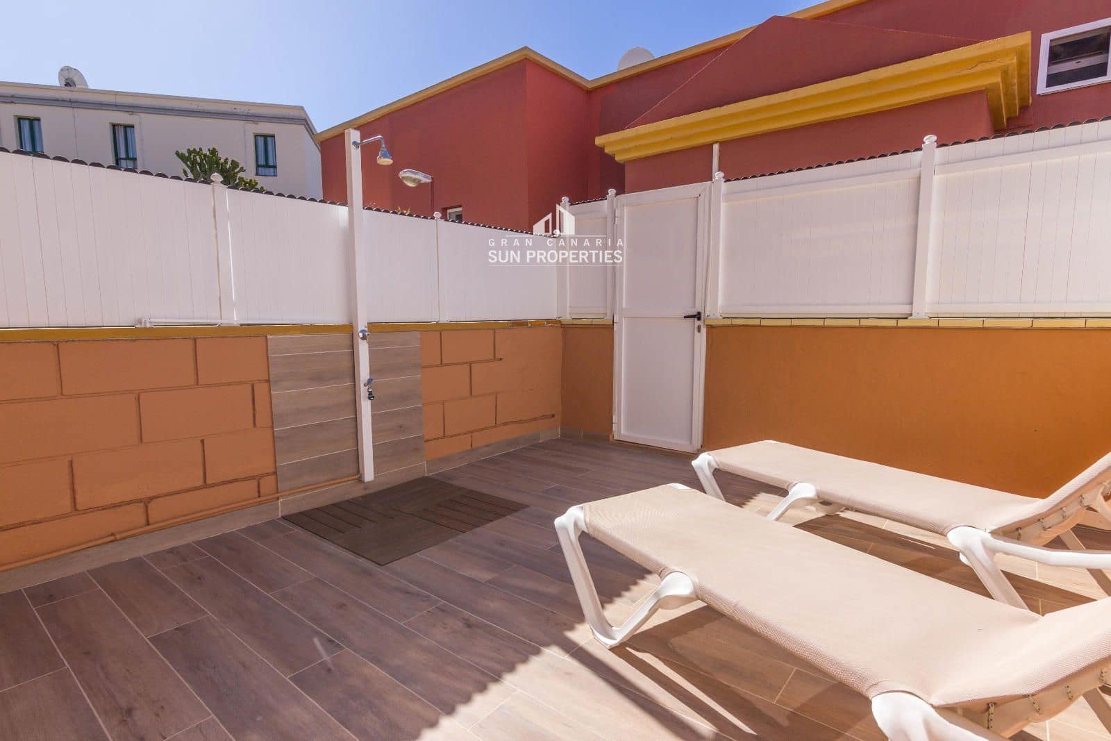1 sovrum Bungalow att hyra i San Agustin med pool - 1 200 € (Ref: 5634095)