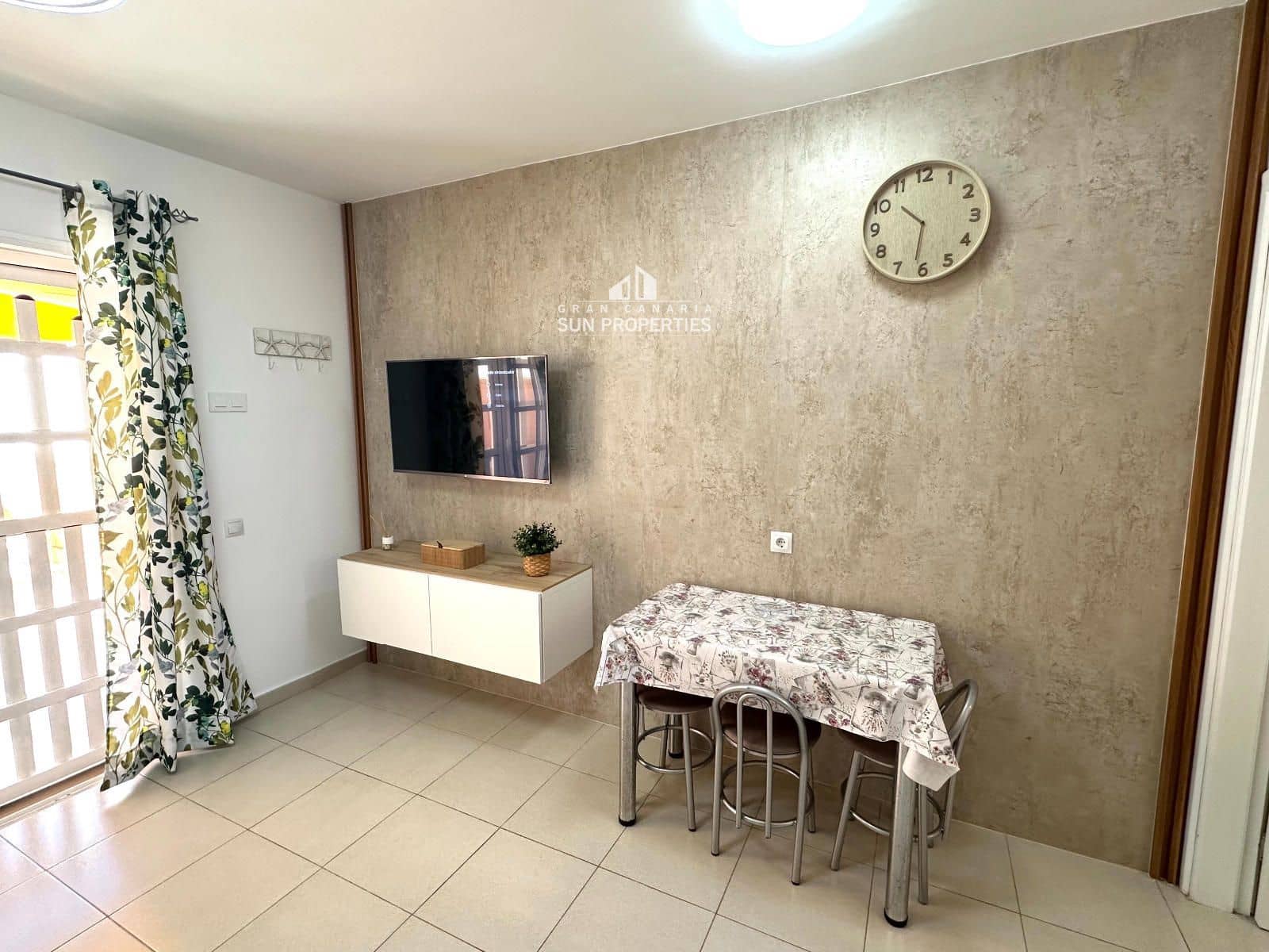 1 sovrum Bungalow att hyra i San Agustin med pool - 1 200 € (Ref: 5634095)