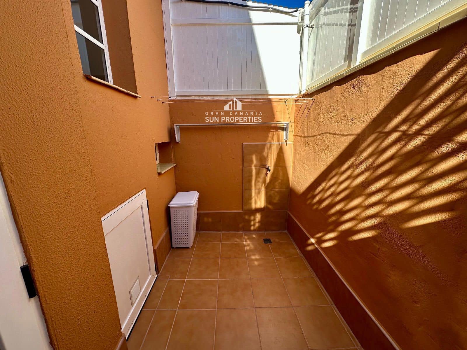 1 sovrum Bungalow att hyra i San Agustin med pool - 1 200 € (Ref: 5634095)