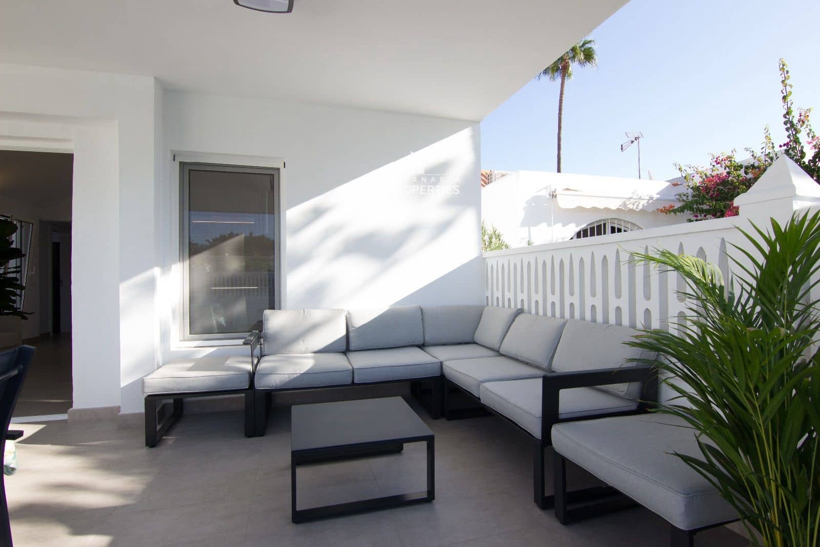 Bungalow de 2 habitaciones en Campo Internacional en alquiler con piscina - 1.900 € (Ref: 6326972)