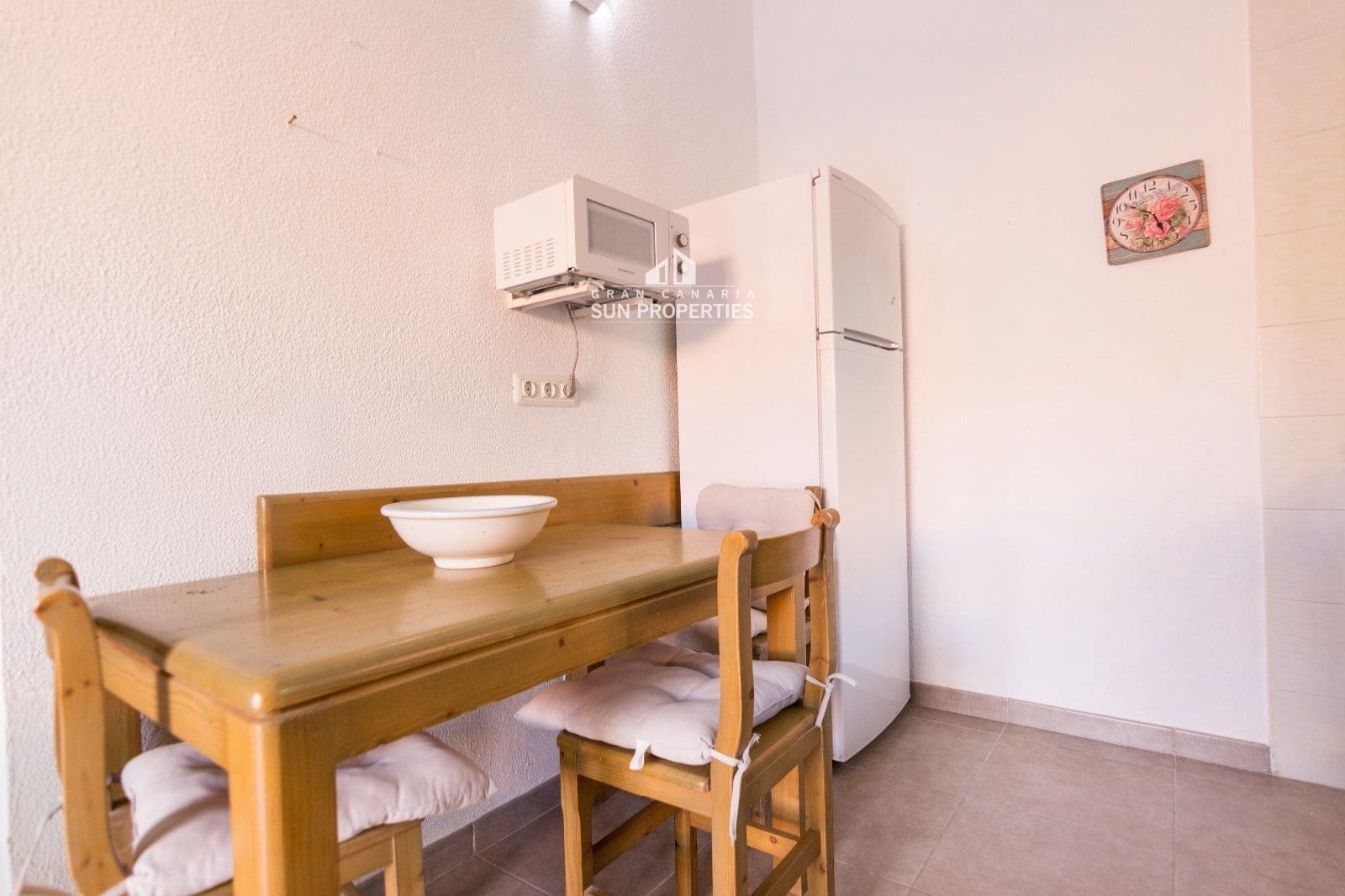 1 quarto Bungalow para arrendar em Sonneland com piscina - 1 000 € (Ref: 6340331)