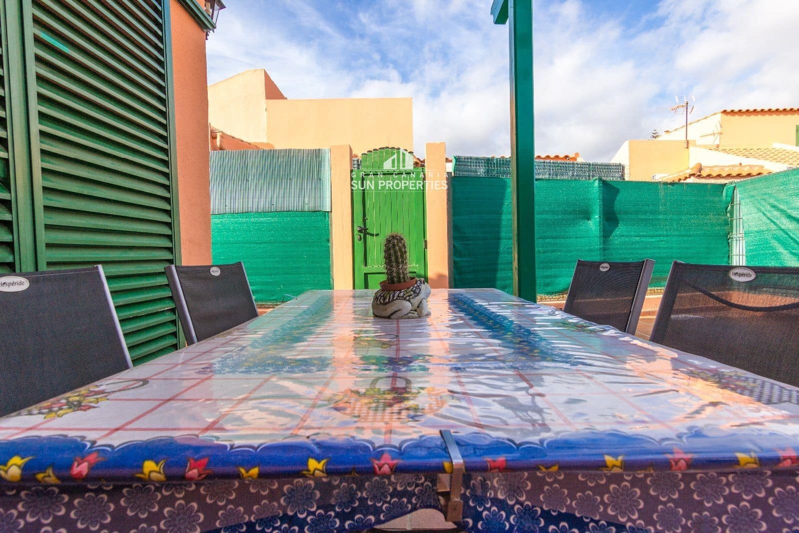 1 quarto Bungalow para arrendar em Sonneland com piscina - 1 000 € (Ref: 6340331)