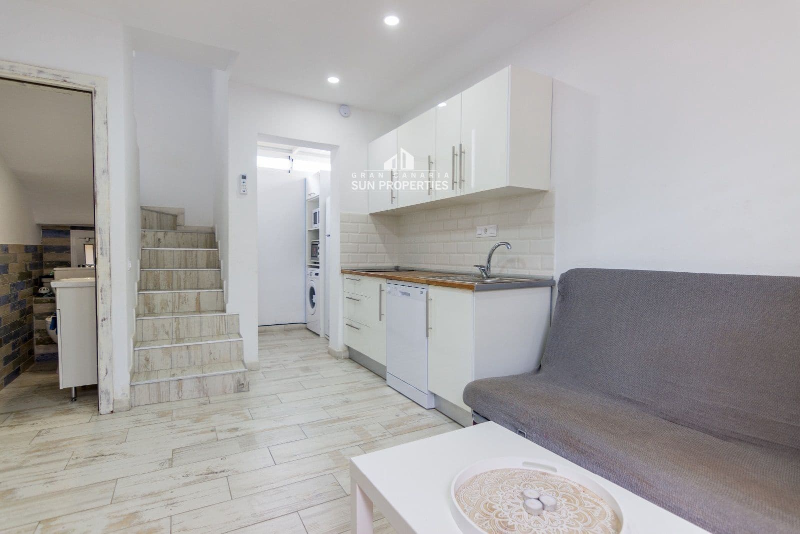 1 quarto Bungalow para arrendar em San Bartolome de Tirajana com piscina - 1 100 € (Ref: 6492408)