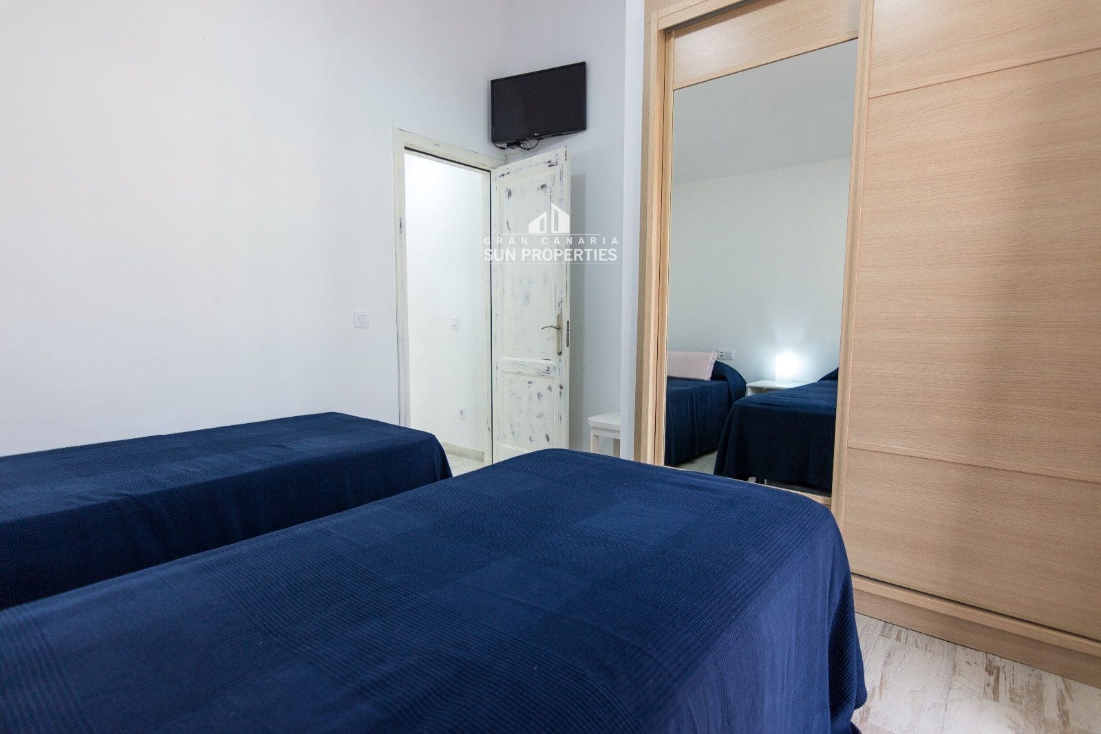 1 bedroom Bungalow for rent in Campo Internacional with pool - € 950 (Ref: 6631714)